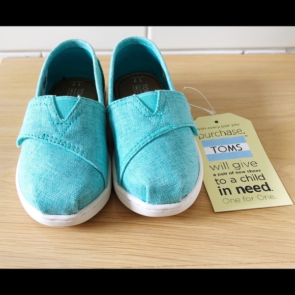 Toms Other - NWT Turquoise Tom’s - Toddler size 7